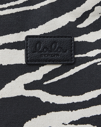 Lala Berlin - Carmela Tote Net - Black Tiger